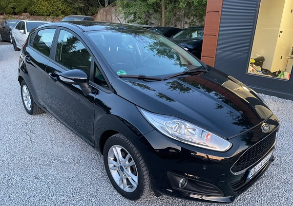 Ford Fiesta cena 28900 przebieg: 221587, rok produkcji 2016 z Swarzędz małe 379